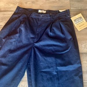 Men’s Trilogy Relaxed Fit Blue Khakis SZ 36W 32L